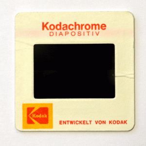 Merkmal Kodachrome Dias: Kodachrome in fetter Rotschrift auf dem Papprahmen